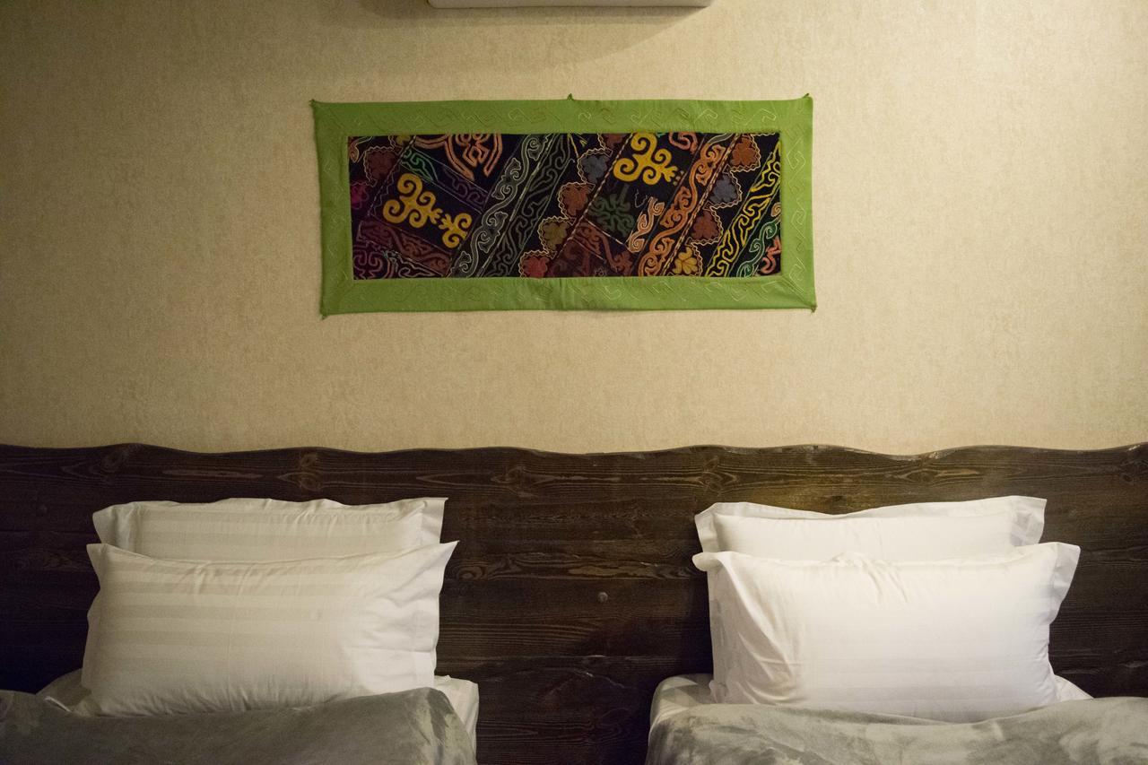 My Hotel Biskek Kültér fotó